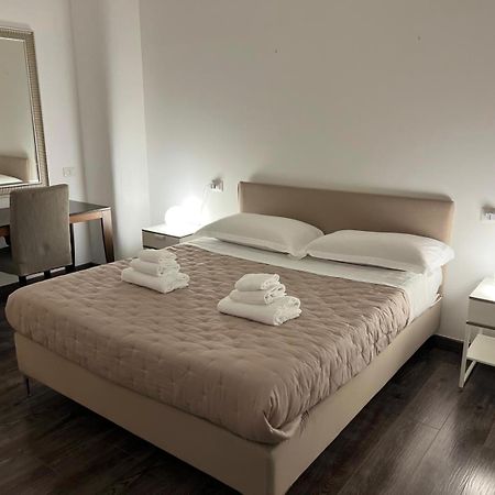 Central Apartment Матера Екстер'єр фото